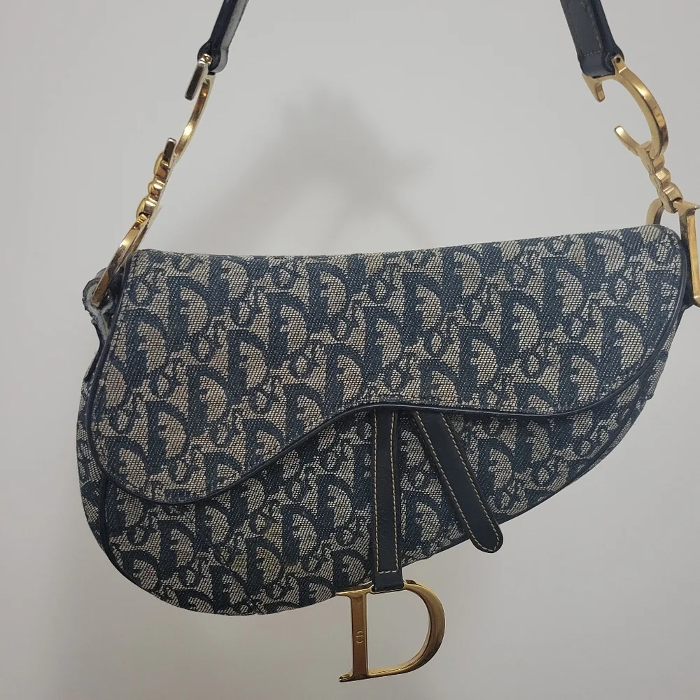 💯AUTHENTIC Vintage Dior Saddle Bag - Picture 1 of 3